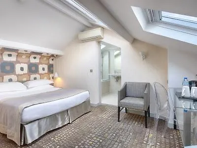 A La Des Artistes 3* Parigi