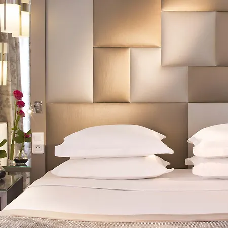 Hotel A La Des Artistes 3*