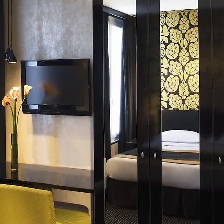 A La Des Artistes מלון 3*