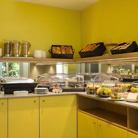 Hotel A La Des Artistes