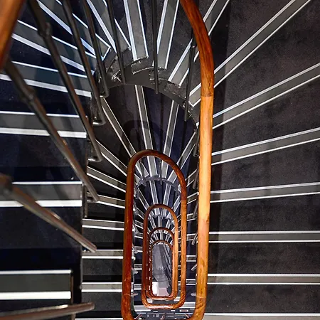 Hotel A La Des Artistes