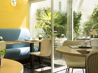 Hotel A La Des Artistes París