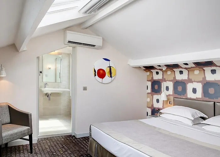Hotel A La Des Artistes Parijs