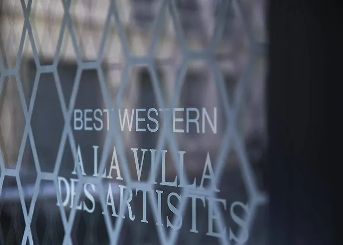 Hotel A La Des Artistes 3*