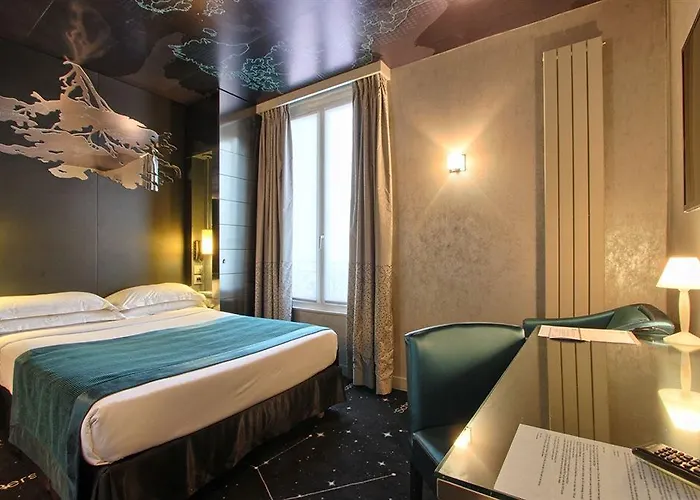 A La Des Artistes Hotel