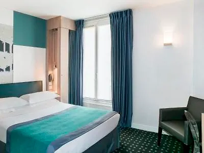 Otel A La Des Artistes 3*