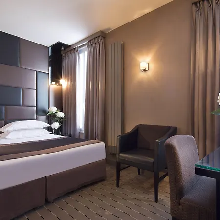 إيه لا ديس أرتيستس 3* باريس