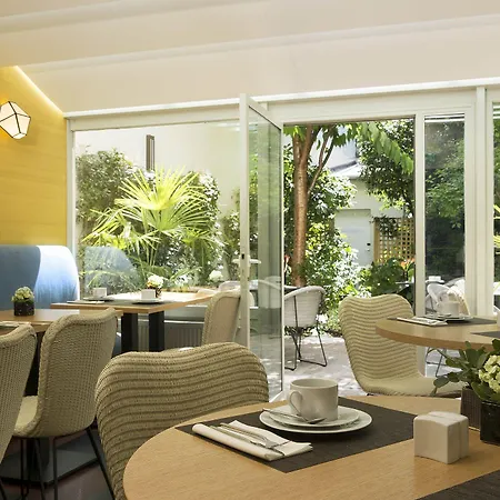 Hotel A La Des Artistes