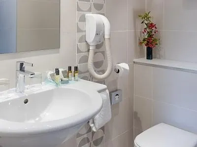 Hotell A La Des Artistes